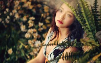 与星爷比眼光 艺术家画笔下的星女郎