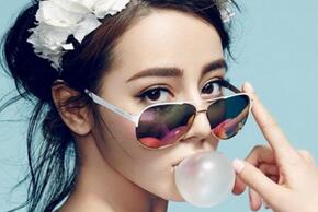 迪丽热巴护肤技巧Get 保持水嫩肌肤只需3招