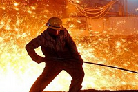 一行三会鼓励钢铁煤炭企业债务重组