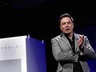 通用汽车与Uber不断施压 特斯拉或进军打车市场