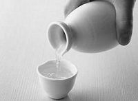 新型骗局：用传销的模式卖酒 还是借卖酒搞传销？