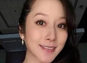 许慧欣遭墨镜男跟踪 急护女儿:你想干嘛？