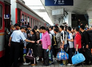 4月30日全国铁路发送旅客1290.7万人次