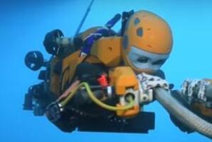 斯坦福推人形潜水机器人 这长相吓死宝宝了