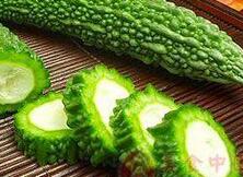 苦瓜被誉为“脂肪杀手” 想减肥就吃它