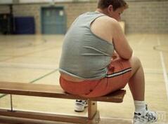 有人经过7天培训后晋升“教练”开减肥班