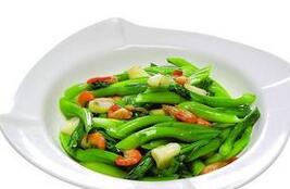 不正确的炒菜方式 让菜的营养大打折扣