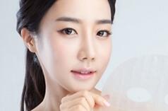 韩国流行珊瑚美妆？女星宋智孝韩志旼韩艺完美演绎