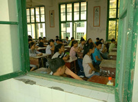 让孩子们从小知晓经济运作：北大“财富”公益课