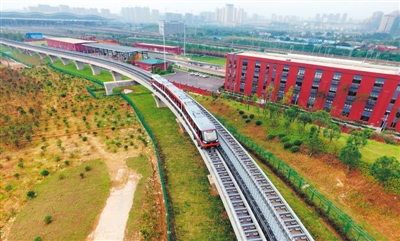 长沙建起中国首条自主知识产权中低速磁浮铁路