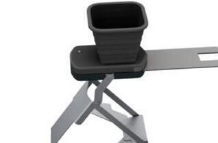 要想给手机充电？有一堆篝火和水就可以了