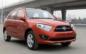 车企靠补贴度日 夏利净利31倍 金杯4年吞2.4亿