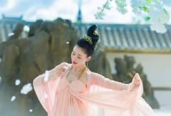 太子妃造型师出马 《全员2》一秒变T台秀