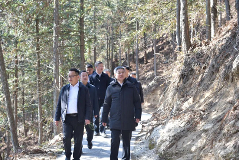 邵阳市委书记严华：以&ldquo;时时放心不下&rdquo;的责任感抓好森林防火、消防安全工作