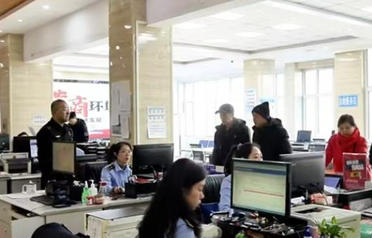 绥芬河市“个转企”全程电子化首例成功，转型升级迈入新篇章