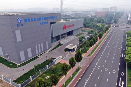 北斗+低空经济：河北实现3厘米精度农业作业，推动农业现代化