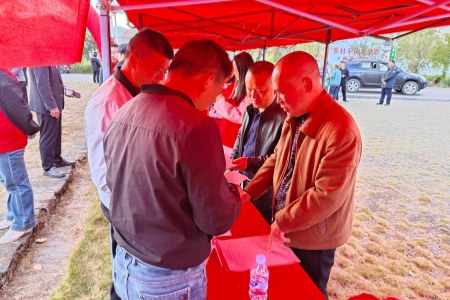 知宪明法 与宪同行│长汀县退役军人事务局开展“宪法宣传日”普法活动