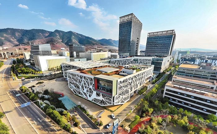 开发区创新数智产业园发展路径 - 以可信数据空间激活全域数据驱动新动能