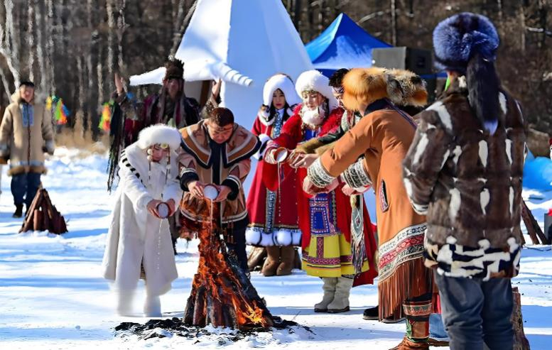 呼伦贝尔冰雪季热度飙升：预订量增30%，“冷资源”这样变成“热经济”