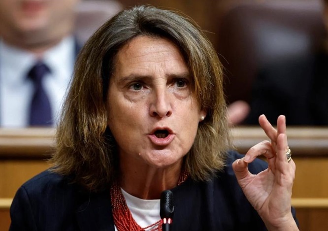 欧盟调查谷歌AI训练数据使用，内容创作者权益成焦点