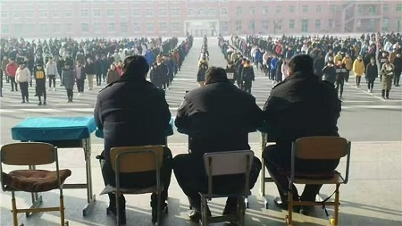 岫岩警方进校园开展&ldquo;反霸凌&rdquo;教育 为青春成长撑起&ldquo;安全伞&rdquo;