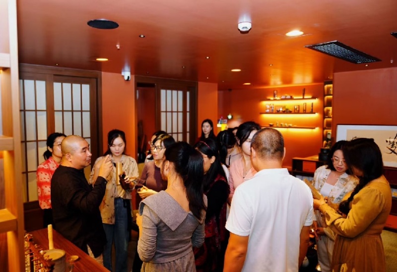 城市里温暖守望者郭口口：空间疗愈、非遗传承与公益行