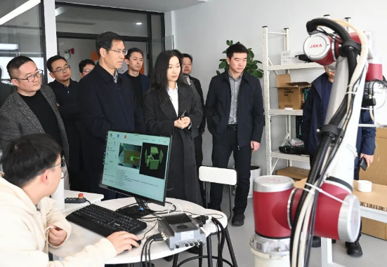 石峰区委书记赴株洲高新区&ldquo;取经&rdquo;：共探创新发展新路径