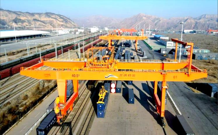 八部门联合发布21条金融新规，西部陆海新通道建设迎来专项支持