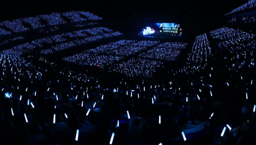 梓渝&ldquo;游点意思&rdquo;2026巡回演唱会超前启航南京站收官！双向奔赴引爆冬日音乐热潮