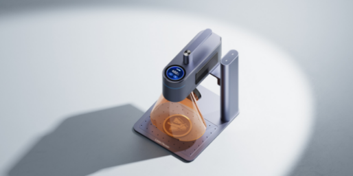 小众硬件赛道，年销售额5亿元 | Insight 全球