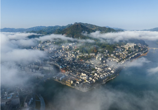 音乐为媒、古城作席，怀化洪江区开启&ldquo;超级大舞台&rdquo;音浪盛宴