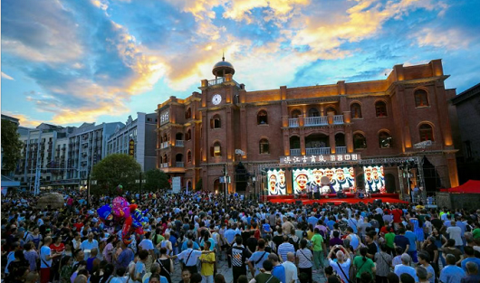 音乐为媒、古城作席，怀化洪江区开启&ldquo;超级大舞台&rdquo;音浪盛宴