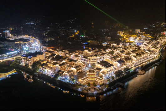 音乐为媒、古城作席，怀化洪江区开启&ldquo;超级大舞台&rdquo;音浪盛宴