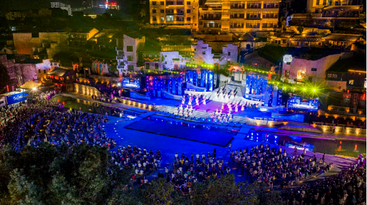 音乐为媒、古城作席，怀化洪江区开启&ldquo;超级大舞台&rdquo;音浪盛宴