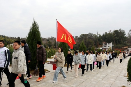 长汀县退役军人事务局携手三洲中学 以共建之笔绘就育人新篇