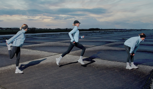 以「路野双修」强势回归中国路跑市场：萨洛蒙高端竞训跑服系列引领路跑文化新趋