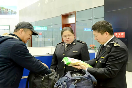 绥芬河口岸进出境旅客累计近1.4万人次 创首月开门红