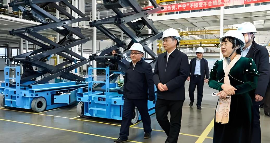 长沙市长陈博彰：聚力&ldquo;人工智能+&rdquo;赋能 加速构建现代化产业新引擎