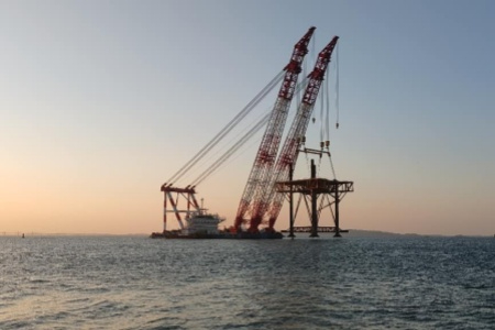 厦门市海渔综合执法支队力保千吨钢构架安全转运 精心护航保建设