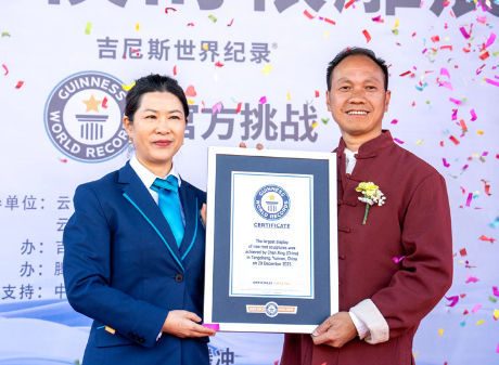 福建永泰匠人陈兴：三十年坚守 根雕艺术创世界纪录