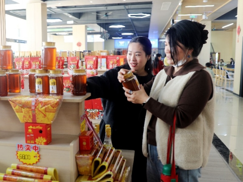 平和县&ldquo;刨猪宴&rdquo;火热开席 点亮年关文旅烟火诗意画卷