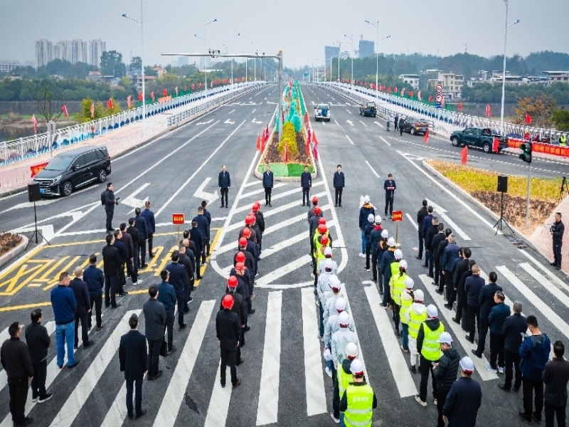 国道G205龙岩上杭县背头岭至湖洋段正式通车 串联枢纽惠民生