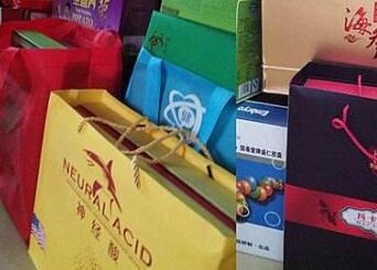 保健品市场疯长背后：对老人跪地营销 传销式洗脑