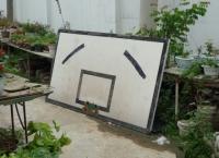 男子入户盗505枚硬币共51.7元 外加两块冻猪肉