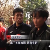 三男子组团入室盗窃不留痕 民警智扮的哥逮正着