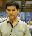 首个红通嫌犯受审当庭认罪