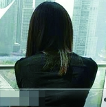 QQ群暗藏涉黄APP 引网友包年