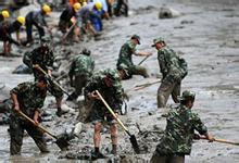 风雨中的坚守&mdash;&mdash;团风交警三中队抗洪抢险工作纪实