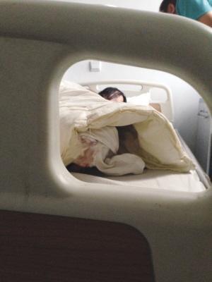 辽宁：女孩拒绝嗑药 遭同寝用打火机烧身拍裸照施虐