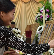 陆客车祸遇难者家属离台，不放弃刑事追诉权